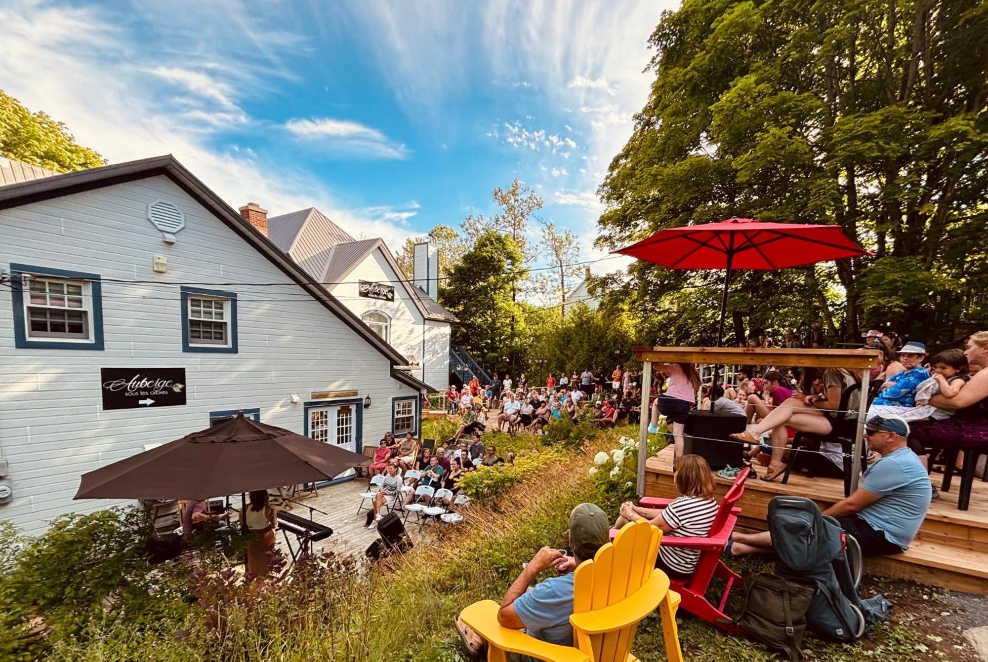 Auberge Sous Les Arbres Gaspé Buitenkant foto